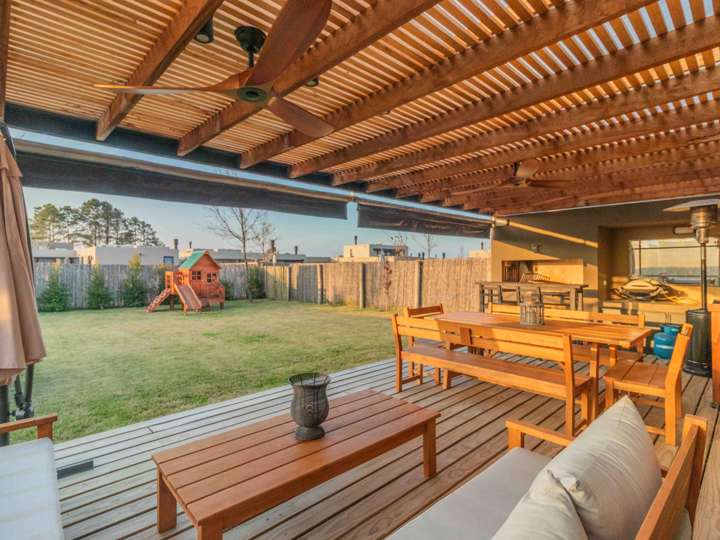 Casa en venta en La Tahona, Canelones