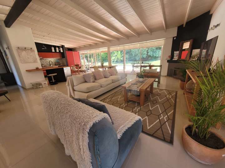 Casa en venta en Punta Ballena