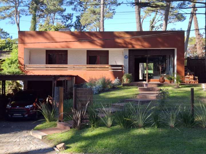 Casa en venta en Londres, Punta Del Este