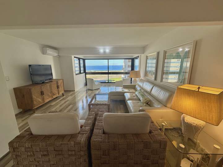 Apartamento en venta en Punta Del Este