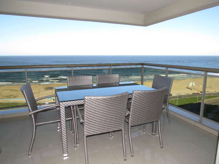 Apartamento en venta en Rambla Lorenzo Batlle Pacheco, Maldonado