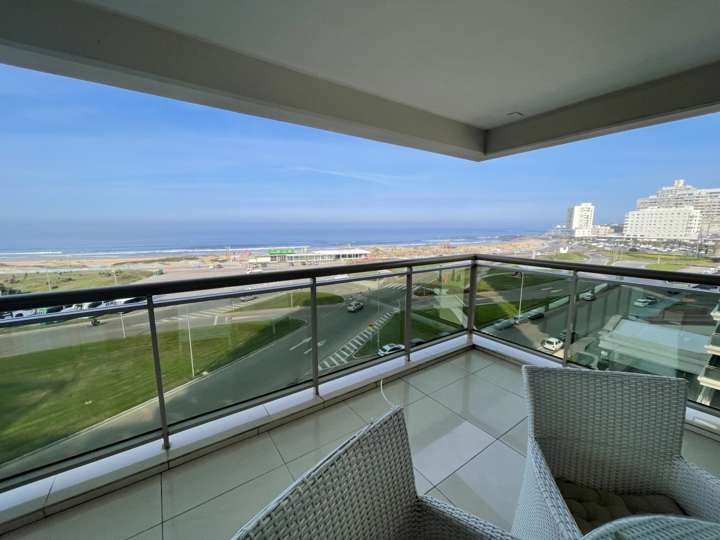 Apartamento en venta en Rambla Lorenzo Batlle Pacheco, Maldonado