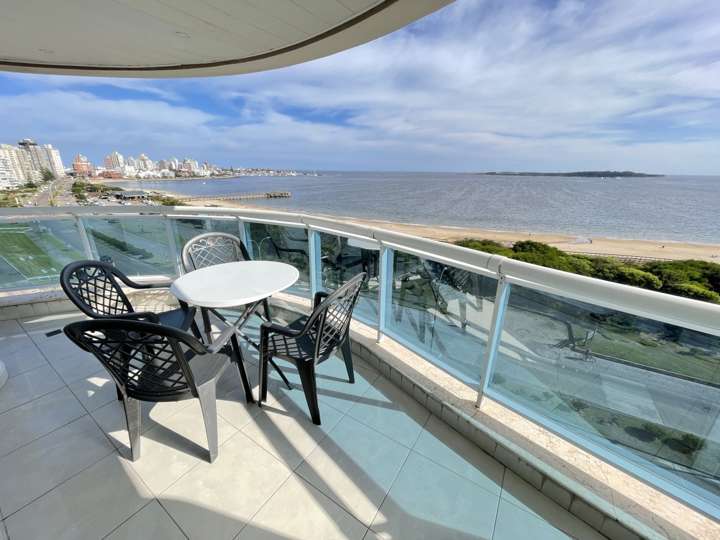 Apartamento en venta en Rambla Doctor Claudio Williman, Punta Del Este