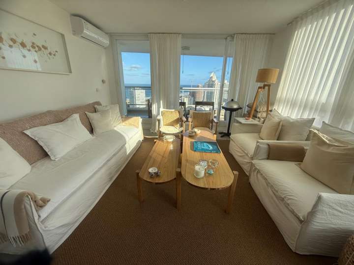 Apartamento en venta en Punta Del Este