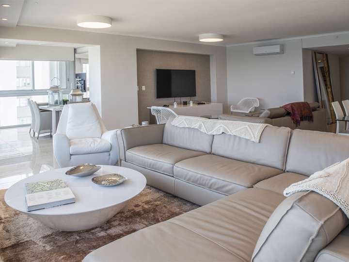 Apartamento en venta en Punta Del Este