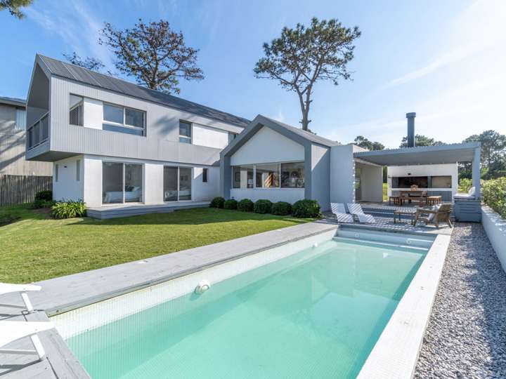 Casa en venta en Paseo del Lago, Maldonado