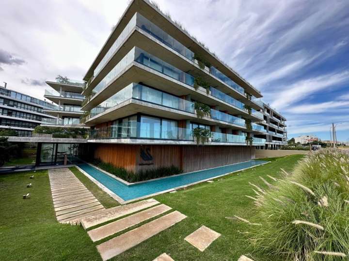 Apartamento en venta en Pinares, Maldonado