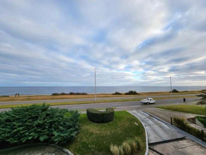 Apartamento en venta en Pinares, Maldonado