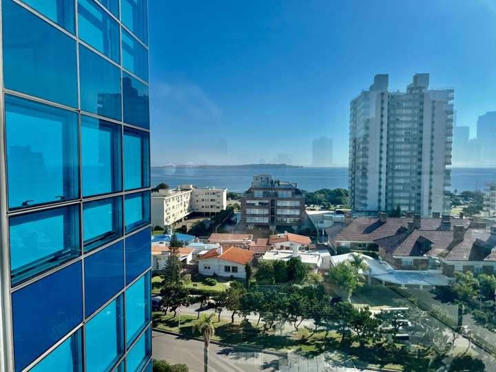 Apartamento en venta en Rambla Doctor Claudio Williman, Maldonado