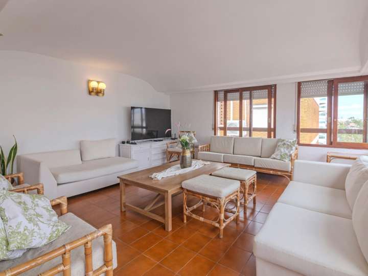 Apartamento en venta en Punta Del Este