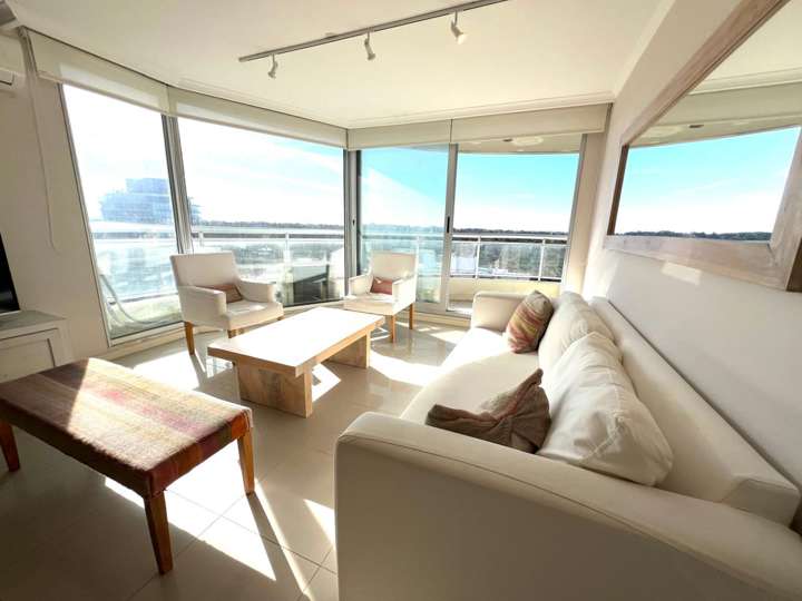 Apartamento en venta en Punta Del Este