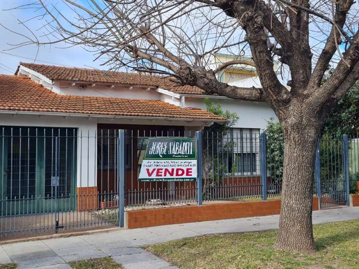 Casa en venta en Pablo Simbrón, 2380, Villa Luzuriaga