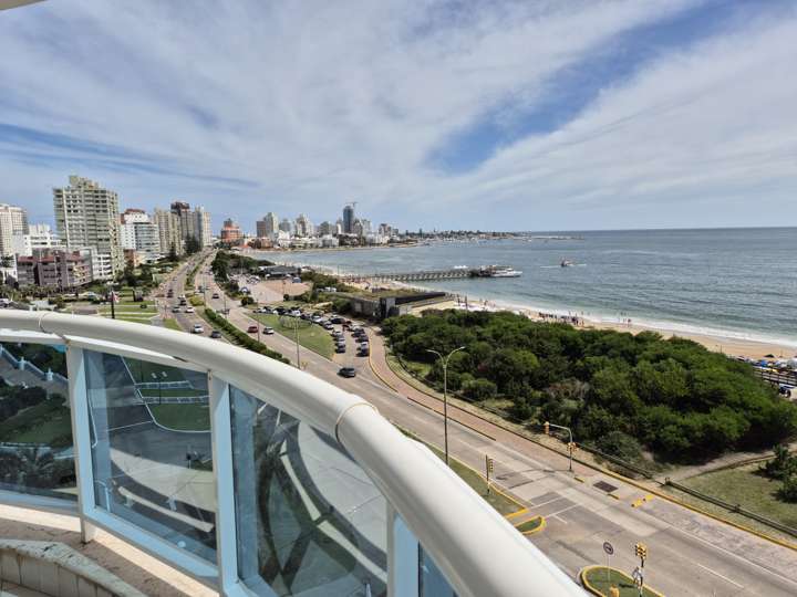 Apartamento en venta en Punta Del Este