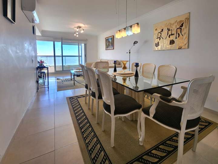 Apartamento en venta en Punta Del Este