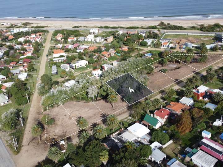 Terreno en venta en Guillermo Rawson, Piriápolis