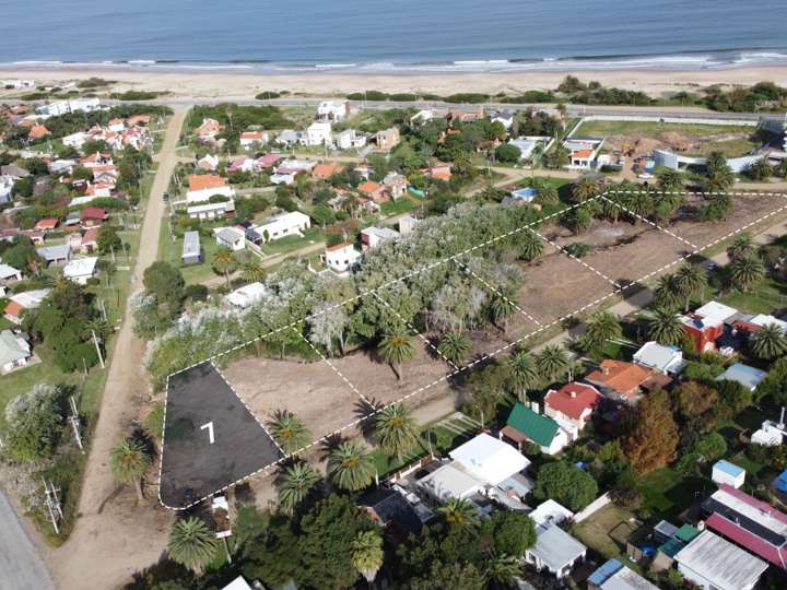 Terreno en venta en Guillermo Rawson, Piriápolis