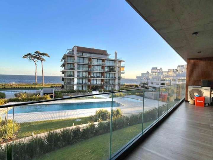 Apartamento en alquiler en Punta Del Este