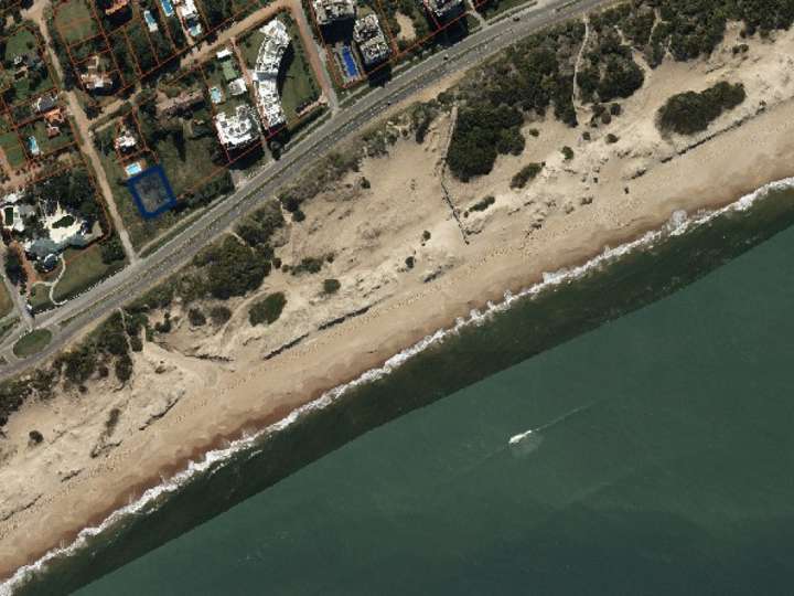 Terreno en venta en Punta Del Este