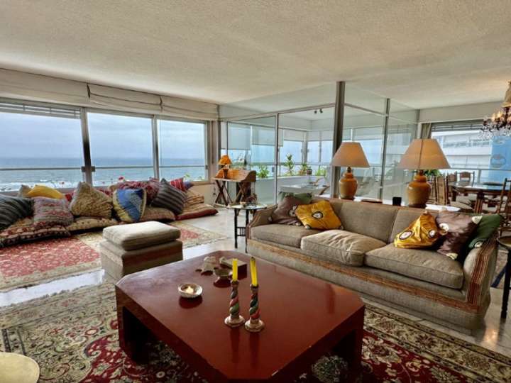 Apartamento en venta en Punta Del Este