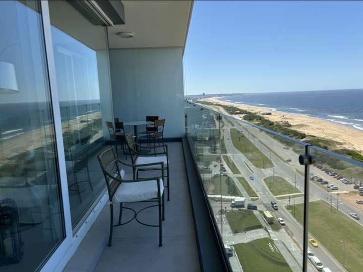 Apartamento en venta en Punta Del Este