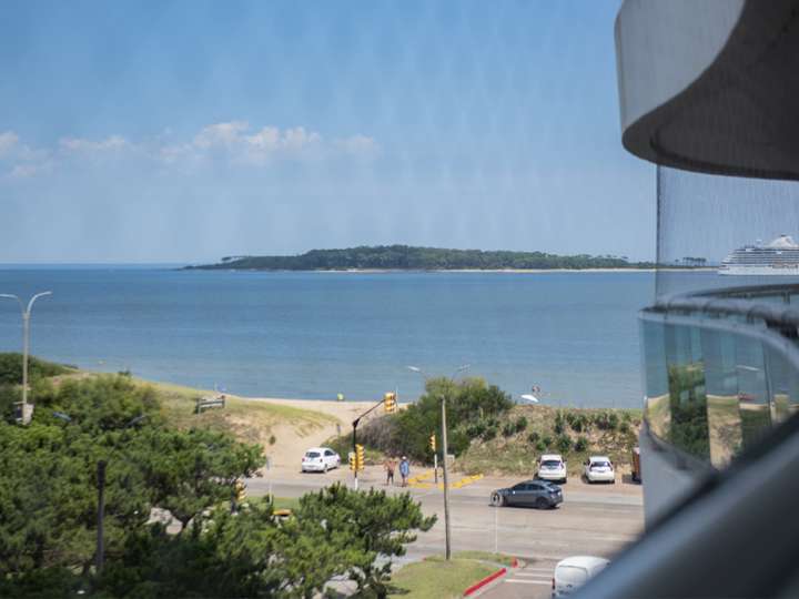 Apartamento en venta en Punta Del Este