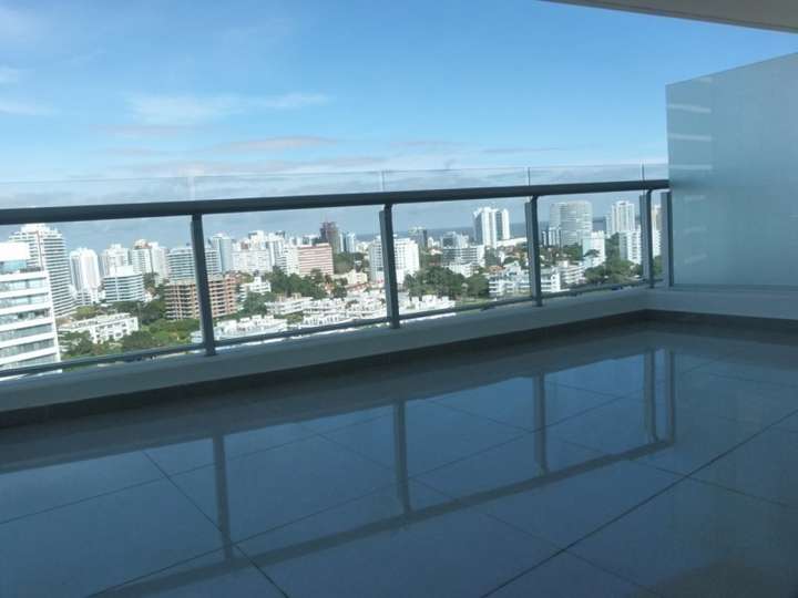 Apartamento en venta en Punta Del Este