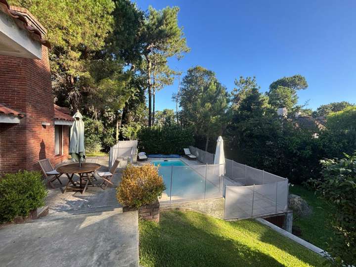 Casa en venta en Pinares, Maldonado