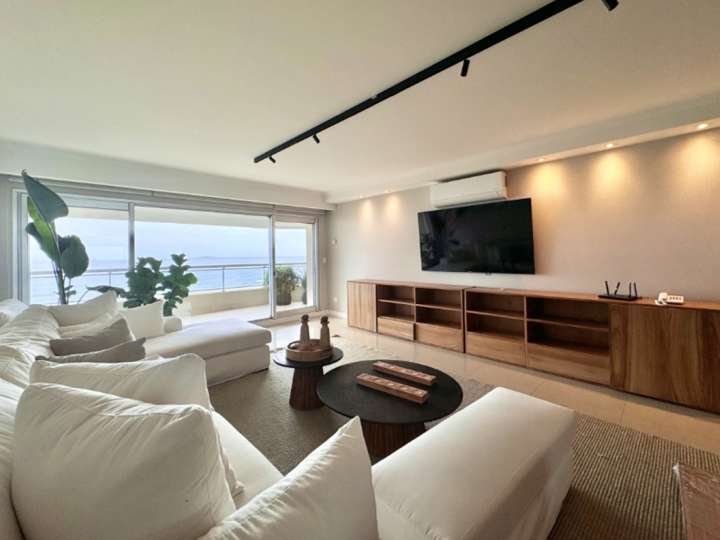 Apartamento en venta en Punta Del Este