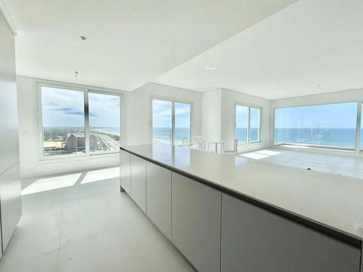 Apartamento en venta en Punta Del Este