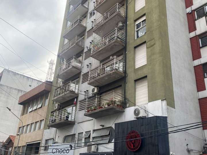 Departamento en venta en Alsina, 108, Buenos Aires