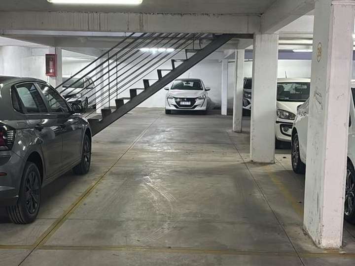 Cochera en alquiler en Justo José de Urquiza, Santa Fe