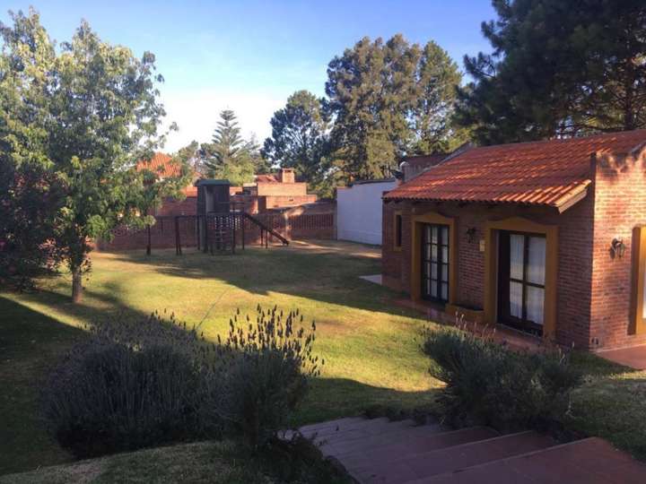 Casa en venta en Pinares, Maldonado