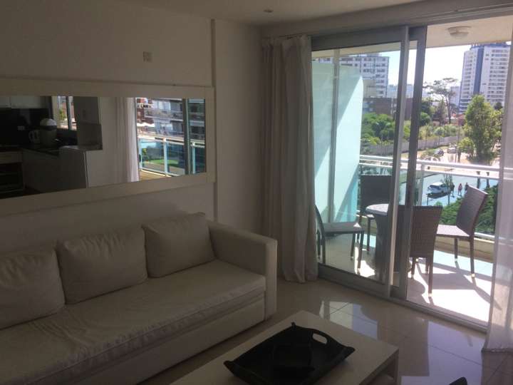 Apartamento en venta en Punta Del Este