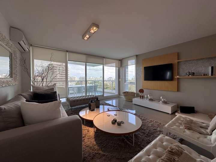 Apartamento en venta en Punta Del Este