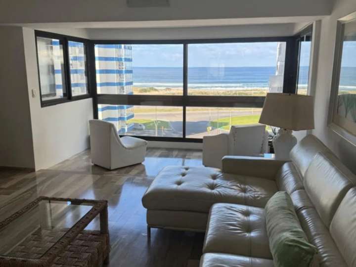 Apartamento en venta en Punta Del Este