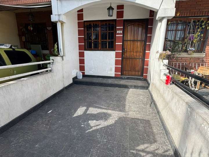 Departamento en alquiler en Granaderos, 3849, Villa Luzuriaga