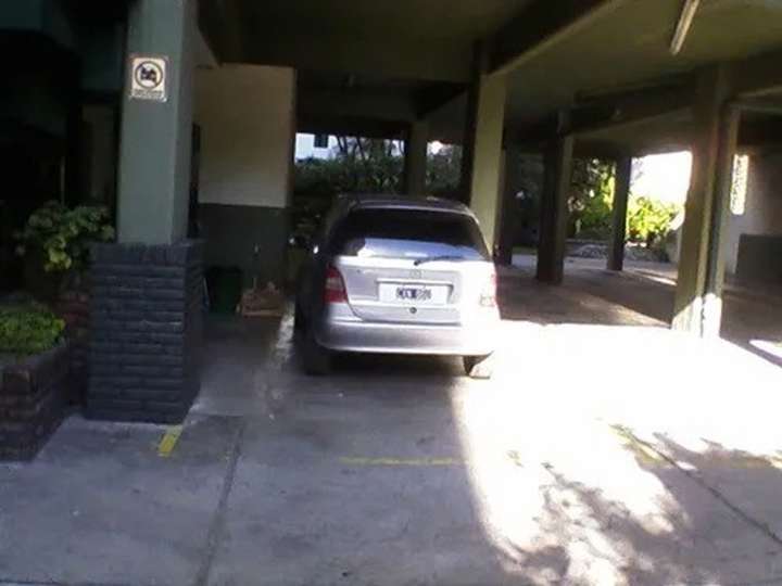 Cochera en venta en General Escalada, 114, Buenos Aires