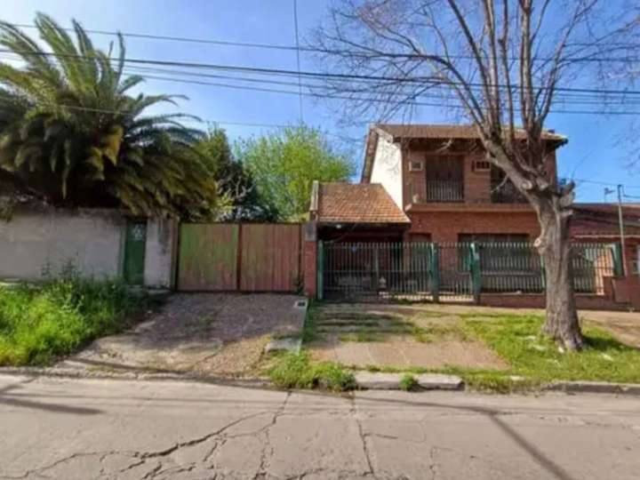 Terreno en venta en 102 - Industria, 4799, Buenos Aires