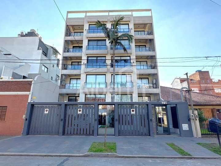 Departamento en venta en Ayacucho, 775, Haedo