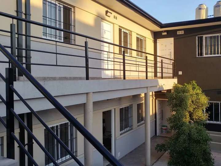 Edificio en venta en Virrey Cisneros, Buenos Aires