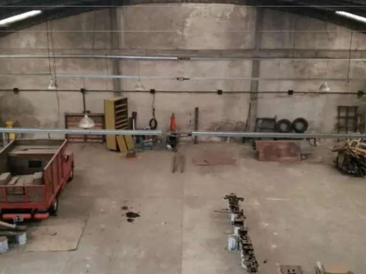 Comercial / Tienda en venta en Avenida Boulogne Sur Mer, 266, La Tablada