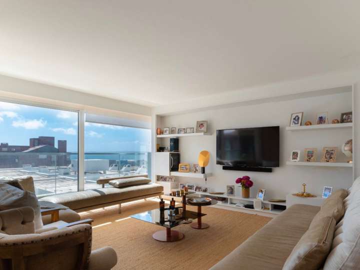 Apartamento en venta en Punta Del Este