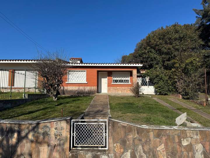 Casa en venta en Luis B. Cavia, Montevideo