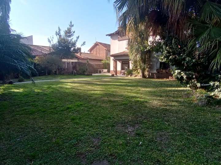 Casa en venta en 749 - Aviador Germán Wernicke, Ciudad Jardín Lomas del Palomar