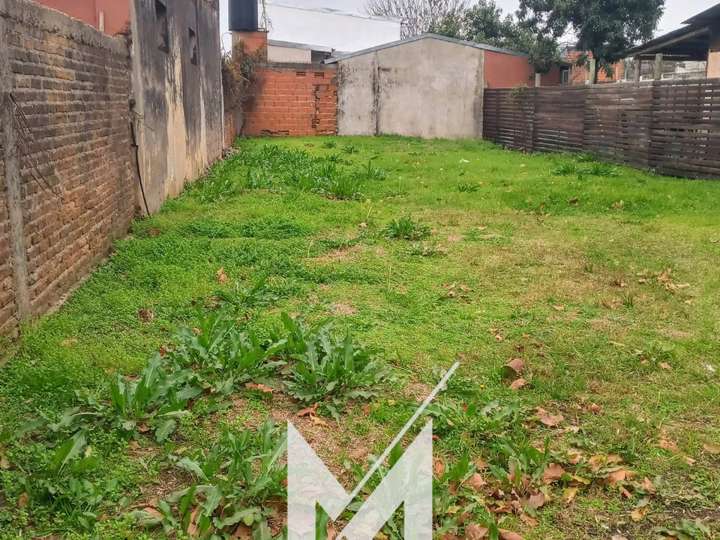 Terreno en venta en Avenida Presidente Perón, 475, Colón