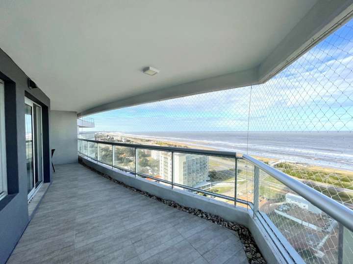 Apartamento en alquiler en Punta Del Este