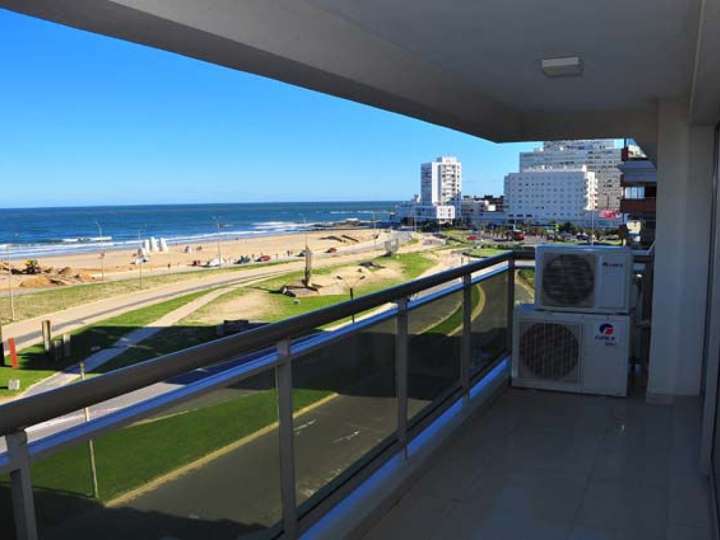 Apartamento en venta en Punta Del Este