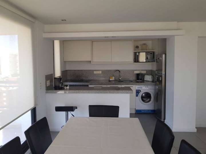 Apartamento en alquiler en Punta Del Este