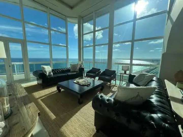 Apartamento en venta en Durazno, Maldonado