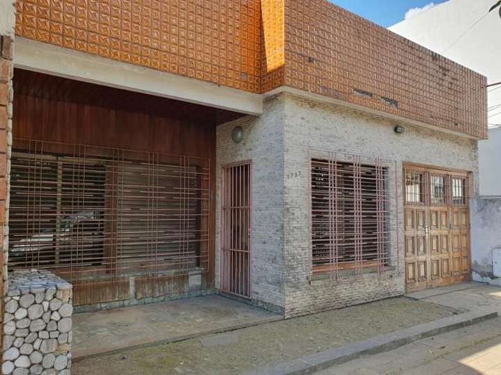 Casa en venta en Defensa, 1701, Haedo